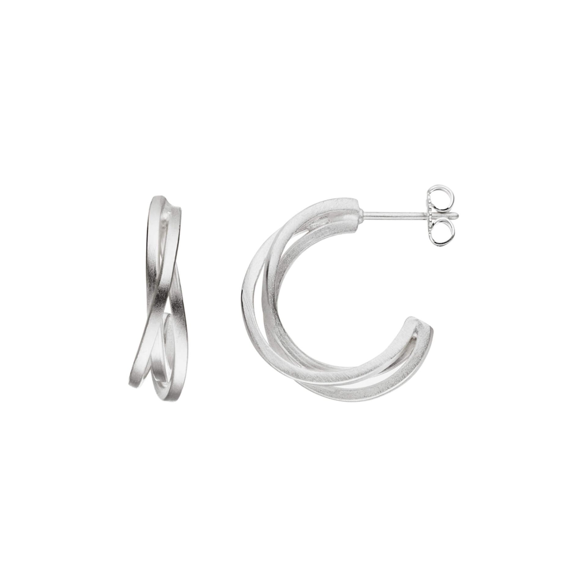 Tezer staat voor een individuele, en niet met een ander te vergelijken, sieraden collectie in sterling zilver en goud. Deze elegante en harmonieuze sieraden, waarmee de draagster haar eigen persoonlijkheid onderstreept, zullen snel tot een van de persoonlijke favorieten behoren.

Laat je inspireren door de vrouwelijke kracht en tijdloze elegantie van Tezer Design. Ontdek nu onze collectie en vind het sieraad dat écht bij jou past.
