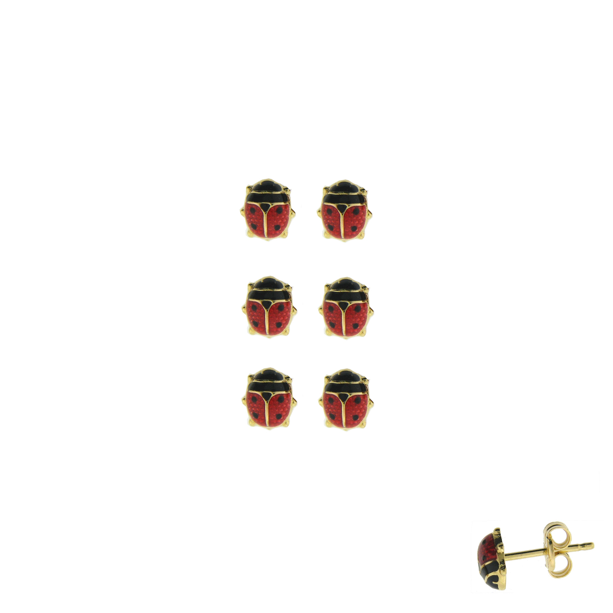 Fijne 18kt geel gouden oorbelsteker met lieveheersbeestje voor meisjes. Gemaakt van 18-karaat geel goud, perfect als subtiel accent bij elke outfit. Draag ze dagelijks of bij speciale gelegenheden voor een vleugje elegantie en verfijning.