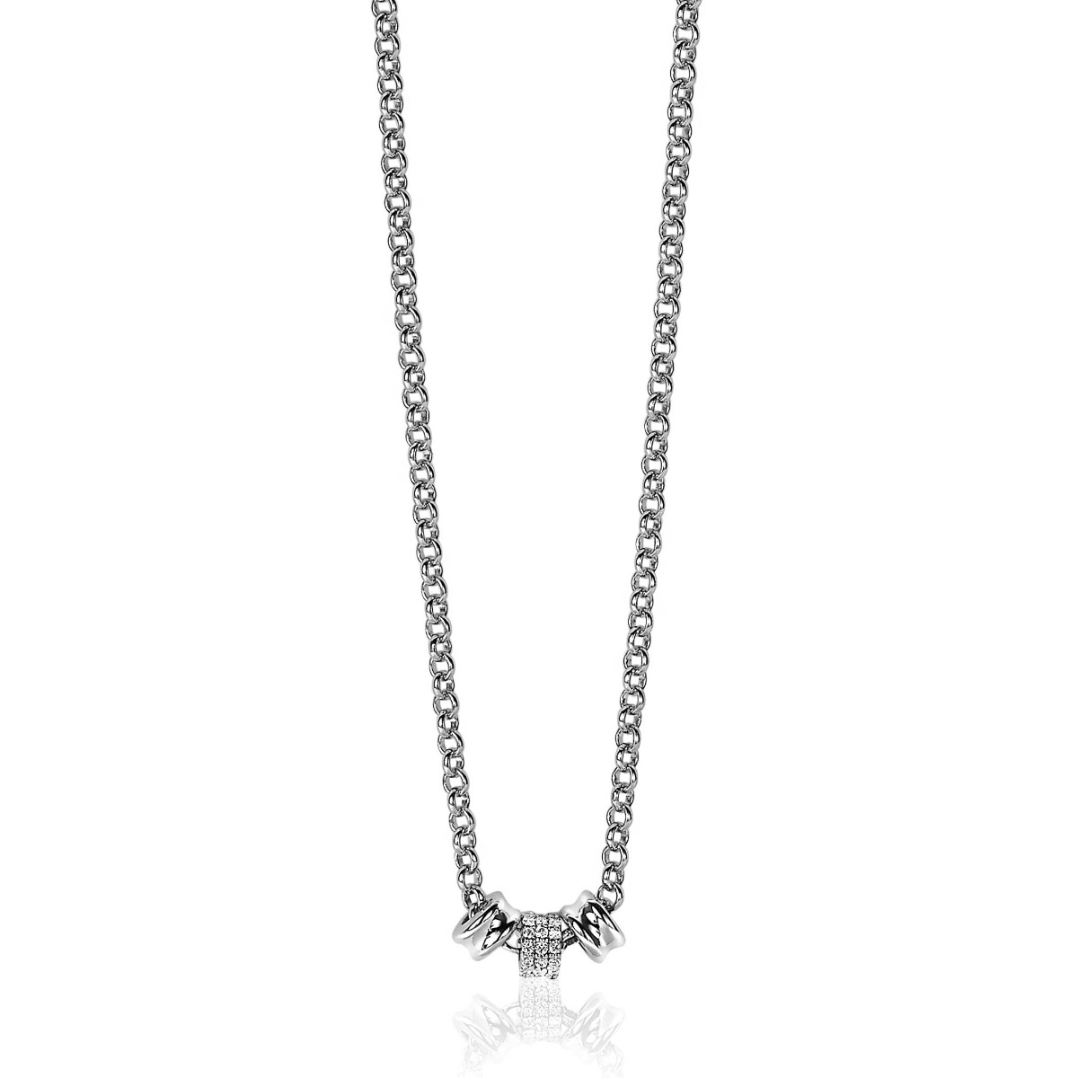ZINZI zilveren ketting 45cm met 3 ronde grote schakels in het midden, waarvan één rondom bezet is met witte zirconia's. Exclusief ontworpen door mode-ontwerper Mart Visser. De lengte van de ketting is 45cm. Deze schitterende zilveren ketting draagt herkenbaar de signatuur van Mart Visser. Vervaardigd van eerste gehalte zilver (925) en met extra rodiumlaag voor een langdurige glans. 