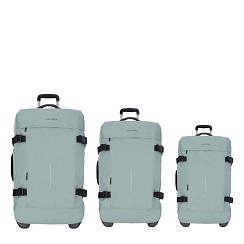 Productomschrijving
Cortland Trolley Set – 3-delige kofferset
De Cortland Trolley Set in de kleur Salie Groen is een praktische en stijlvolle reisgenoot voor elke trip. Deze 3-delige set bestaat uit drie koffers van verschillende formaten, zodat je altijd het juiste formaat bij de hand hebt – of je nu een weekend weg gaat of een langere vakantie plant. Gemaakt van stevig 100% polyester en voorzien van soepele wieltjes en een uitschuifbare trekstang voor optimaal gebruiksgemak.

Specificaties:

Model: Cortland Trolley Set – 3 stuks
Kleur: Salie Groen (kleurcode: 18)
Maten:
Klein: 50 x 33 x 21 cm.        €79.95
Medium: 60 x 36 x 24 cm.  €99.95
Groot: 70 x 39 x 27 cm        €119.95

Set prijs  €239.95
Materiaal: 100% Polyester