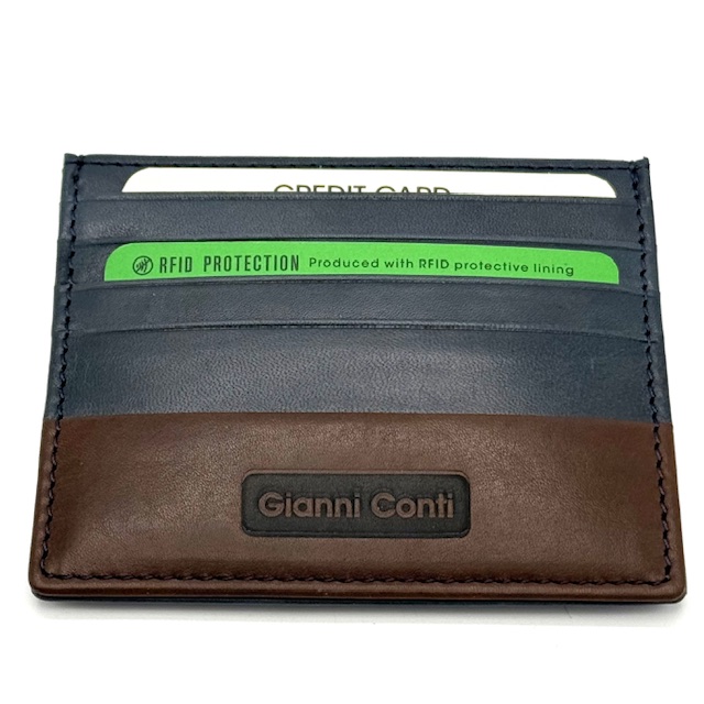 Dun Creditcardmapje van Soepel Leer &ndash; Italiaans Design in Minimalistisch Formaat

Dit elegante creditcardmapje is gemaakt van soepel leer en biedt ruimte aan 9 pasjes in een ultradun ontwerp. Dankzij het Italiaanse design is het zowel stijlvol als praktisch &ndash; ideaal voor wie licht en georganiseerd wil reizen.

Kenmerken:

Capaciteit: 9 creditcardvakken

Afmetingen: Hoogte 8,5 cm x Breedte 10 cm x Dikte 0,5 cm

Materiaal: Soepel, hoogwaardig leer

Design: Slank Italiaans ontwerp, past moeiteloos in elke jas- of broekzak

Een minimalistische oplossing met maximale klasse.