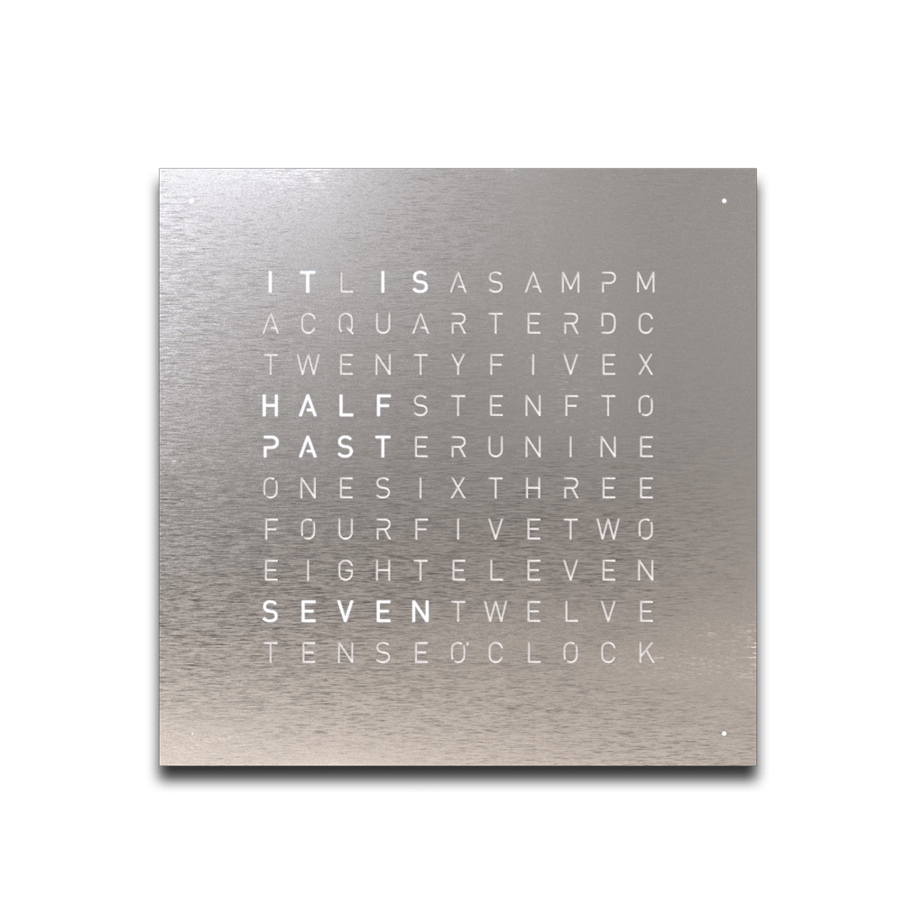 De QLOCKTWO EARTH 45 STAINLESS STEEL geeft de iconische matrix alle ruimte om tot zijn recht te komen. Het pure en compromisloze materiaal leidt nergens van af en richt zich volledig op de essentie. De ogenschijnlijk koele uitstraling neemt via lichtreflecties de kleuren en warmte van de omgeving op. Door het spel van kleur en perspectief ontstaat een unieke dialoog tussen de EARTH 45 STAINLESS STEEL en zijn omgeving.

De QLOCKTWO EARTH 45 wordt geleverd in de geselecteerde taal. Om de tijd in een andere taal weer te geven, is enkel het bijbehorende front nodig, dat als accessoire verkrijgbaar is.