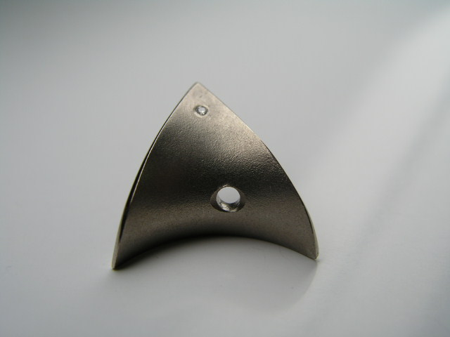 14krt geelgouden hanger met 0.01crt diamant