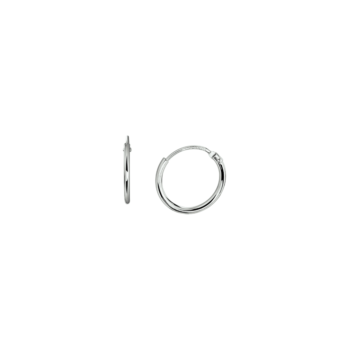 Fijn oorringen. Ideaal om dag en nacht in te houden. Van gerhodineerd zilver.
Dikte: 1.3mm
Diameter: 15mm