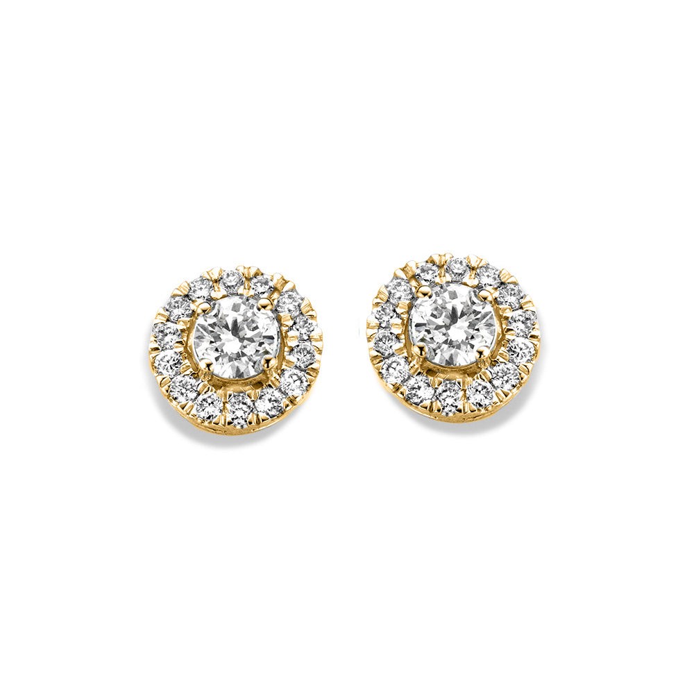 Emma is een serie schitterende sieraden met entourage zetting. De ronde middensteen (briljant geslepen) wordt hierbij omringd door kleinere briljanten. Kies zelf de gewenste steengrootte van jouw diamant. De Emma oorstekers zijn in verschillende maten en goudkleuren beschikbaar.

Deze oorbellen hebben een warme geelgouden zetting met diamant. De oorstekers zijn voorzien van stevige gouden schuifjes, waardoor ze stevig in het hoor blijven zitten.

De Emma oorbellen zijn onderdeel van een set, in onze collectie zijn bijpassende colliers en een ring te vinden.
