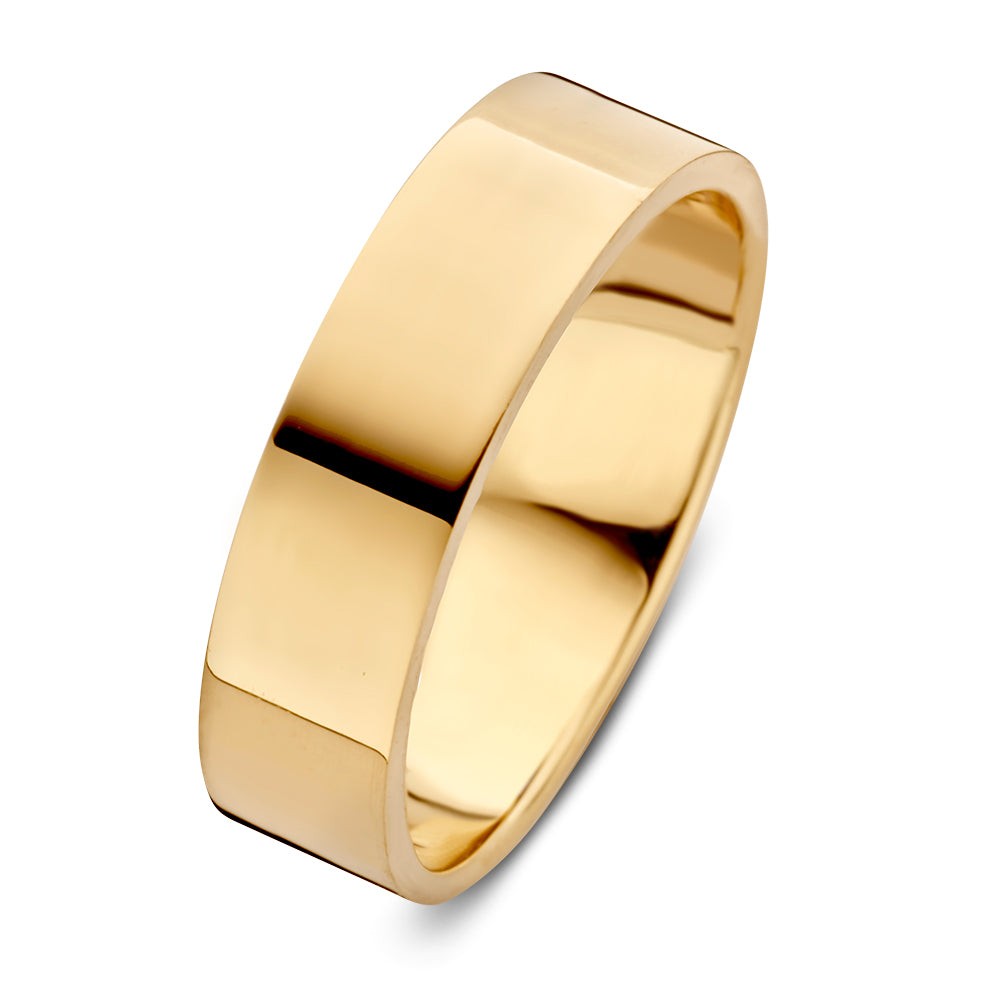 Sam is de prachtige strakke ring uit onze trouwringen collectie! Ook onze trouwringen zijn uiteraard gecreëerd met duurzame materialen. We gebruiken uitsluitend 18 karaat gerecycled goud voor de trouwringen.En alle trouwringenen verlovingsringen zijn dankzij hun vormperfect te combineren zijn met de andere ringen uit de Aurore collectie.

De Sam is ook leverbaar in witgoud.
