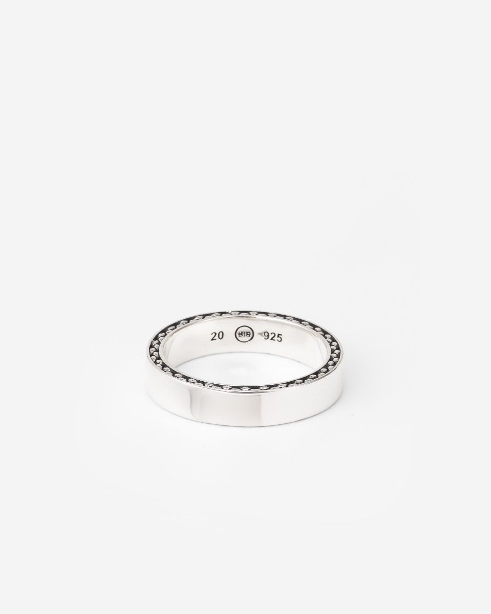 343 19 - George Small Smooth Ring Silver