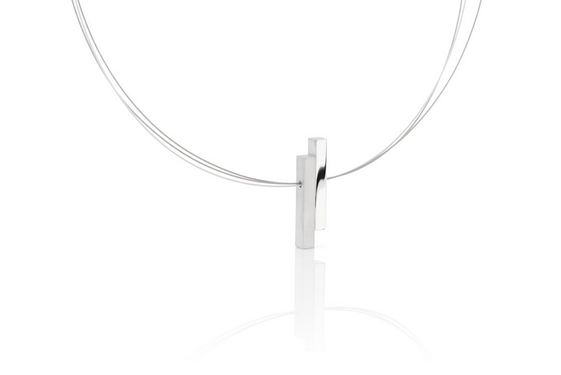Dit is een collier van het merk CLIC by Suzanne gemaakt voor dames.
De specificaties zijn als volgt:
Sieraadlengte in cm: 42