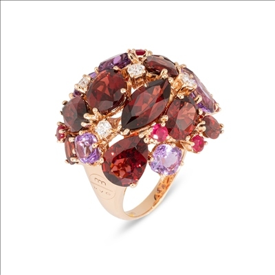 IRIS

RING 18KT. GOLD
Gold 11.20 Gr
Amethyst 4.34 Kt
DM 0.27 Kt
Ruby 0.67 Kt
garnet 15.27 Kt