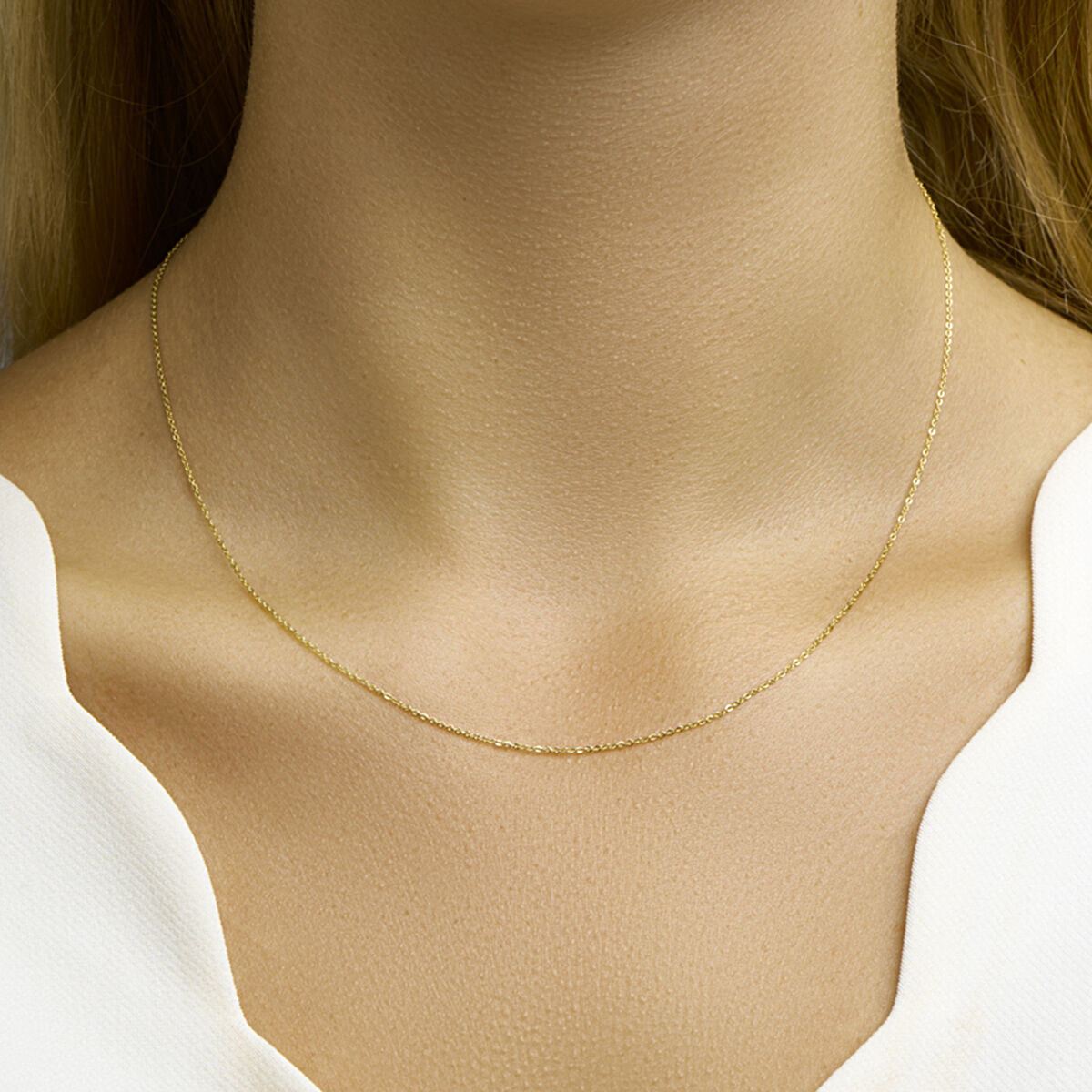 14k geelgouden anker schakel collier van 0.9mm dikte en 38cm lengte