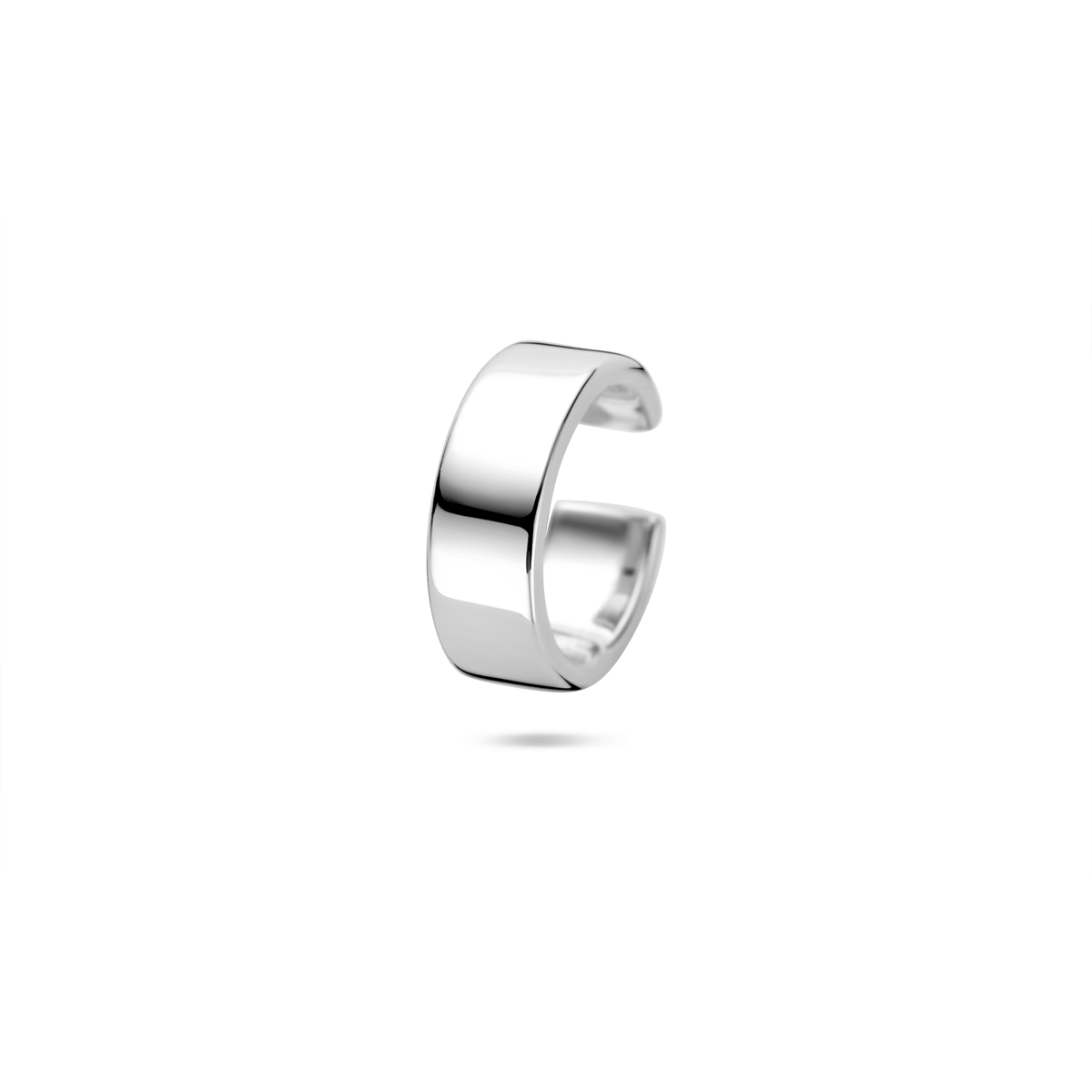 Gerhodineerd 925 zilveren ear cuff met een afmeting van 13.5x4.5mm.