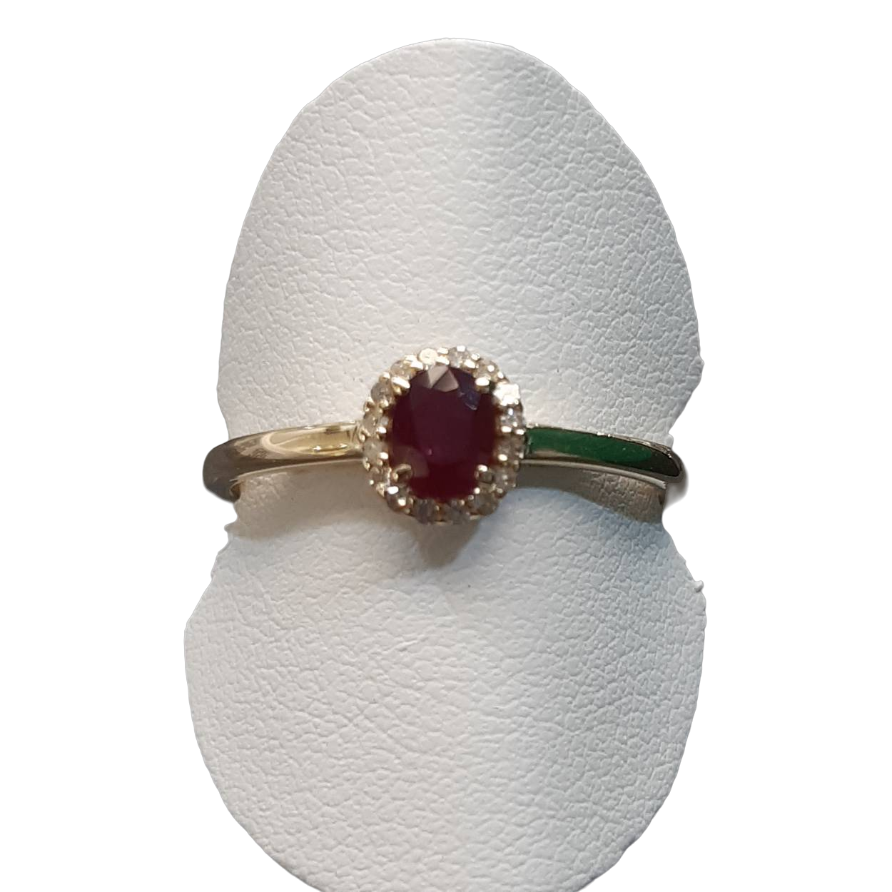 Deze prachtige diamanten ring, model BREA-0003002, bevat een 0.08 ct H SI1 diamant en robijnen van 5-4 ct, gezet in goud van 14 karaat. De ring straalt elegantie uit met een glanzende afwerking. Draag deze ring op speciale gelegenheden of om elke dag wat luxe toe te voegen. Perfect voor maat 55.