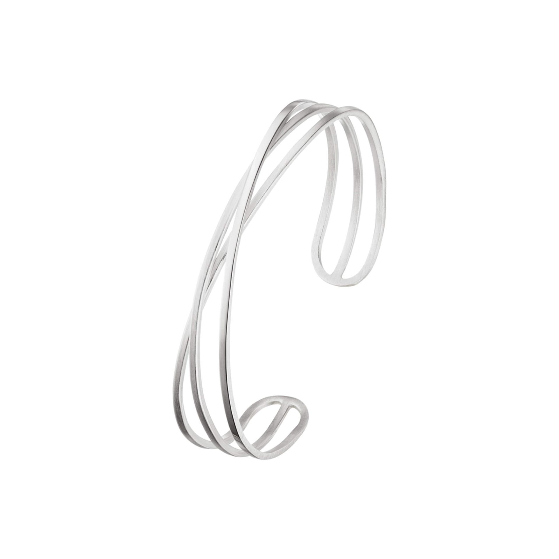 Tezer staat voor een individuele, en niet met een ander te vergelijken, sieraden collectie in sterling zilver en goud. Deze elegante en harmonieuze sieraden, waarmee de draagster haar eigen persoonlijkheid onderstreept, zullen snel tot een van de persoonlijke favorieten behoren.

Laat je inspireren door de vrouwelijke kracht en tijdloze elegantie van Tezer Design. Ontdek nu onze collectie en vind het sieraad dat écht bij jou past.