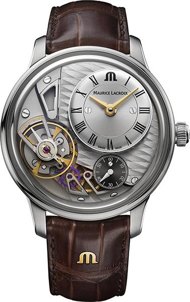 Het horloge is een zogenoemde skeleton uitvoering waardoor, via het saffierglas aan de voor- en achterkant, het bijzondere automatische uurwerk te bewonderen is. Op de mooie lichte wijzerplaat zijn verschillende patronen gezandstraald, wat zorgt voor een luxe uitstraling. Naast de wijzerplaat die de tijd weergeeft, is er op 5-uurs positie een decentrale secondewijzer te vinden. Op de 9-uurs positie is het hart van het uurwerk, de balans, op een bijzondere wijze te zien. Deze is onder het dragen in beweging wat zorgt voor een unieke beleving!