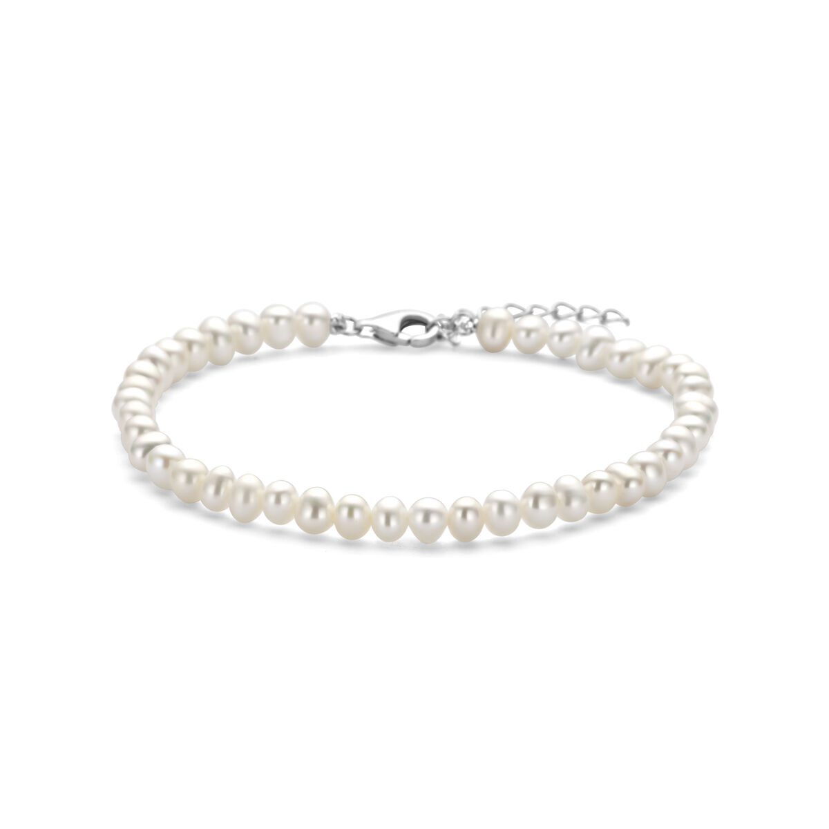 parel armband met zilver slot. 