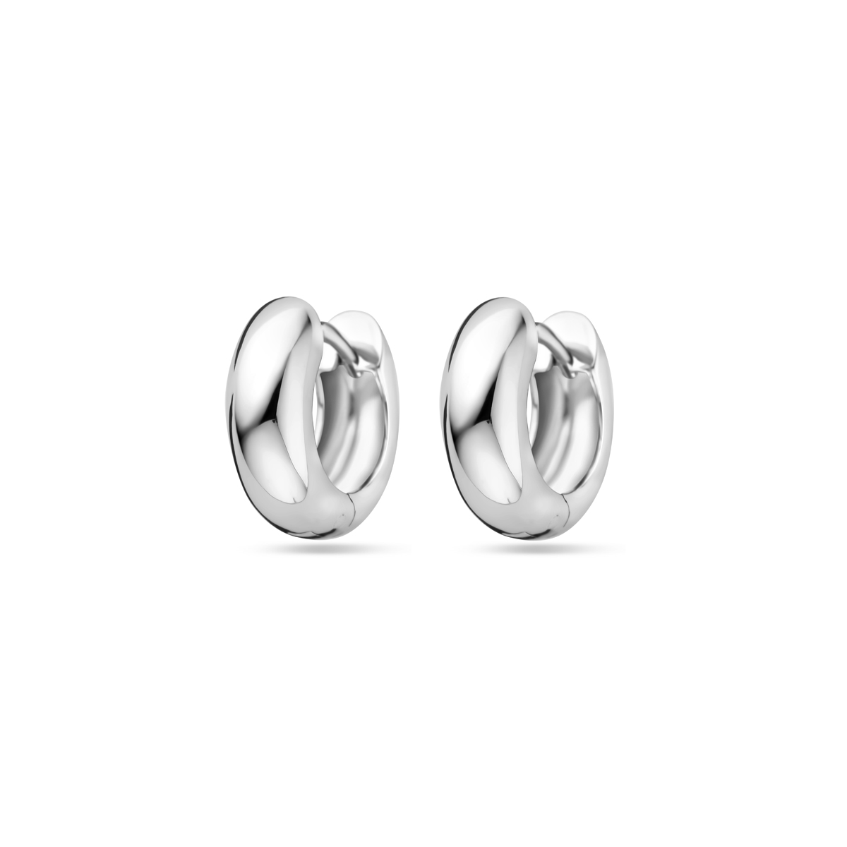 Gerhodineerd 925 zilveren klapoorringen met een afmeting van 13.5x5mm.