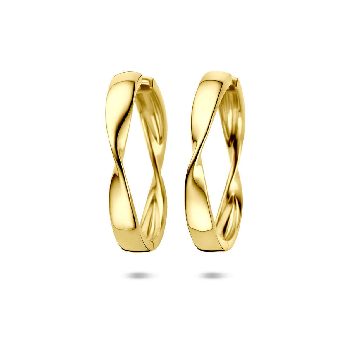 Verguld 925 zilveren klapoorringen met een afmeting van 40x5.5mm. Geen garantie op plating.