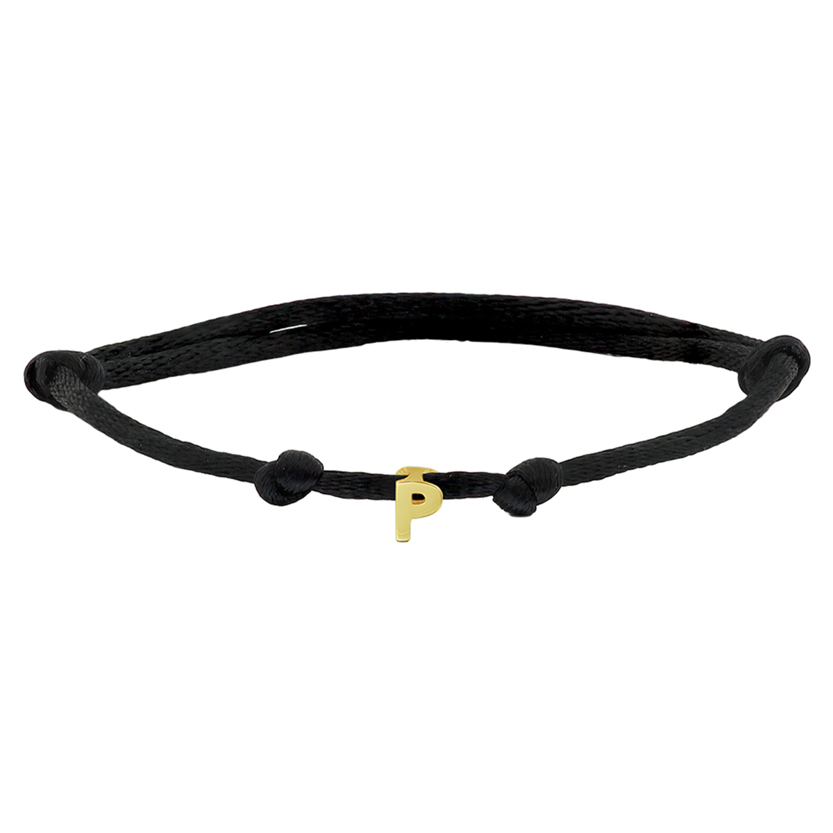 Zwart gevlochten armband uitgevoerd met een 14k geelgouden letter. De armband heeft draaglengtes van 13 tot 26cm.
