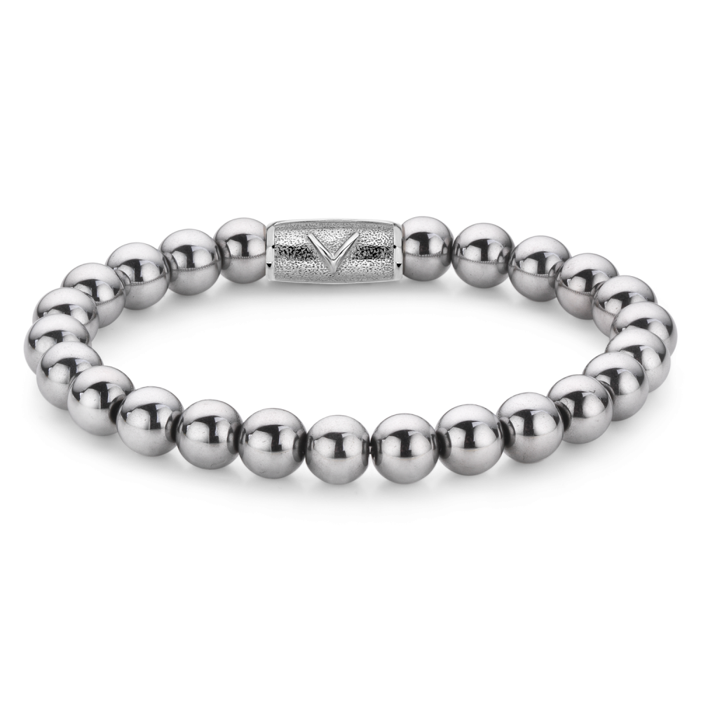 Deze armband is van het merk Rebel & Rose. Het is een herensieraad. De armband is zilver van kleur.