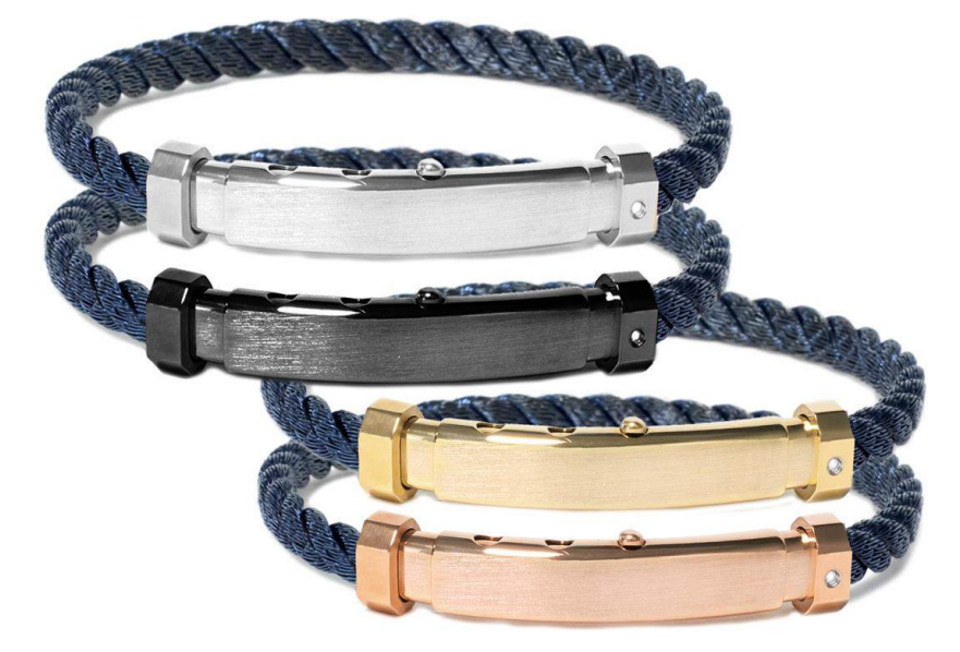 Edelstaal blauw met zwarte sluiting en diamant
19 cm