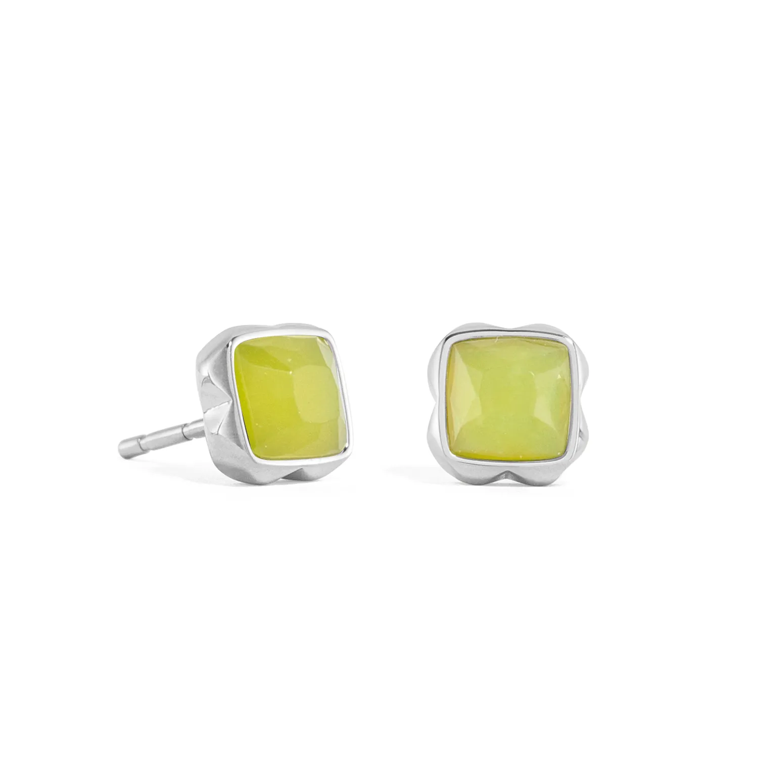 Dit zijn oorknopjes van het merk Coeur de Lion gemaakt voor dames.
Green Jade (August)
