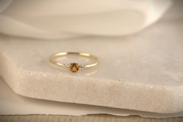 Geelgouden ring van Briljant model Mia met diamant 0.03ct H/Si en Citrien
