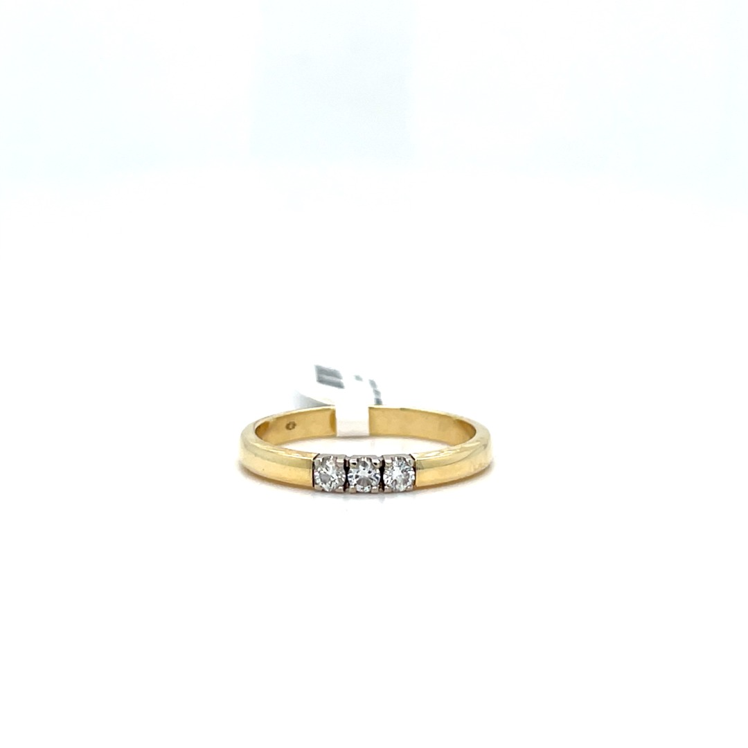 Occasion memoire ring 14 karaat goud met diamant