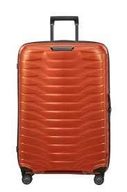 Ontdek een nieuwe manier van reizen met Proxis, de koffer voor topprestaties. De schalen zijn vervaardigd uit Roxkin™, een exclusief materiaal uit meerdere lagen dat Samsonite zelf heeft ontwikkeld. Het neemt opnieuw zijn oorspronkelijke vorm aan en is opvallend stevig, veerkrachtig en licht. De koffer springt in het oog door zijn geraffineerde design en is speciaal ontworpen om aan al jouw behoeften te voldoen. Als je voor Proxis kiest, profiteer je met het nieuwe wecare programma van Samsonite bovendien van uitstekende ondersteuning en fantastische voordelen tijdens én na de garantieperiode. 

SPECIFICATIES
Garantie 10 jaar beperkte wereldwijde garantie
Model Spinner (4 wielen)
Kleur Honey Gold
Materiaal Roxkin™ (Polypropylene)
Afmetingen 75 x 51 x 31 cm
Volume 98 L
In Europa vervaardigd


BUITENKANT
Categorie Hard
Slot TSA
Ritsen Ja
Handvatten Bovenhandvat(ten), zijhandvat(ten) & bodemhandvat(ten)
Trekstang Dubbele trekstang
Wielen 4 wielen
Soepele wielen zorgen voor extra comfort tijdens het reizen

Adreslabel
Personaliseer jouw koffer met de personalisatie tag

BINNENKANT
Onderste compartiment met tussenschot en pakriemen

Bovenste compartiment Ja
Tussenschot
In bovenste & onderste compartiment, met zak
Inpak riemen