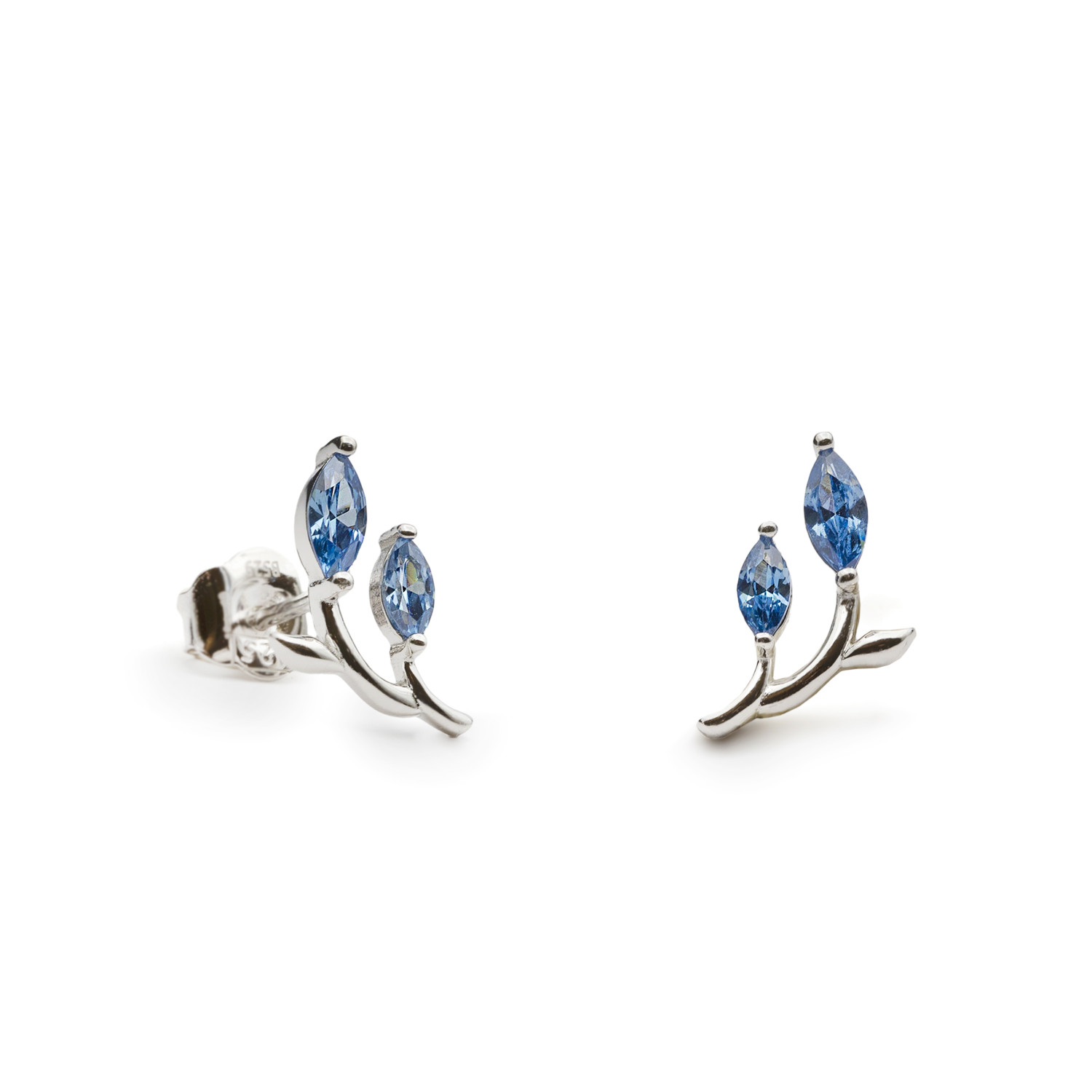 Oorbellen met gekleurde stenen in een blauw  motief