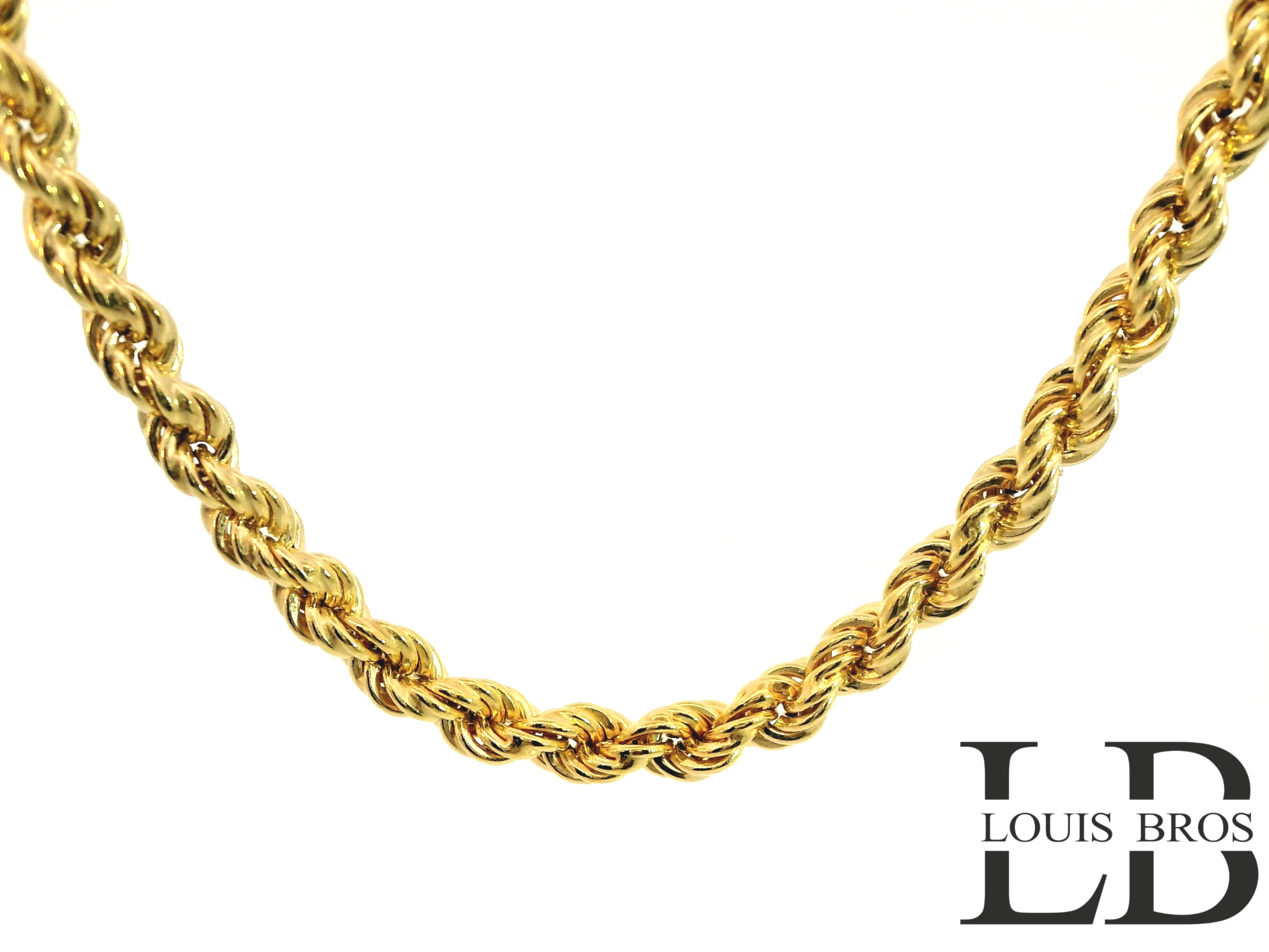 Voeg een vleugje klassieke elegantie toe aan je sieradencollectie met dit prachtige geelgouden collier. Dit collier is vervaardigd uit hoogwaardig 14 karaat geelgoud (9.11 gr) en kenmerkt zich door zijn verfijnde gedraaide schakels, die zorgen voor een schitterend lichtspel en een luxueuze uitstraling.

Het stijlvolle ontwerp met gedraaide schakels geeft het collier een speelse maar toch chique look, perfect om solo te dragen of te combineren met een hanger. Dankzij het tijdloze karakter is dit collier geschikt voor elke gelegenheid – van alledaagse elegantie tot feestelijke momenten.

Kenmerken:

Type: Collier / Ketting

Materiaal: 14 karaat geelgoud

Design: Gedraaide schakels

Kleur: Geelgoud

Sluiting: karabijnsluiting

Stijl: Klassiek, tijdloos, vrouwelijk

Geslacht: Dames