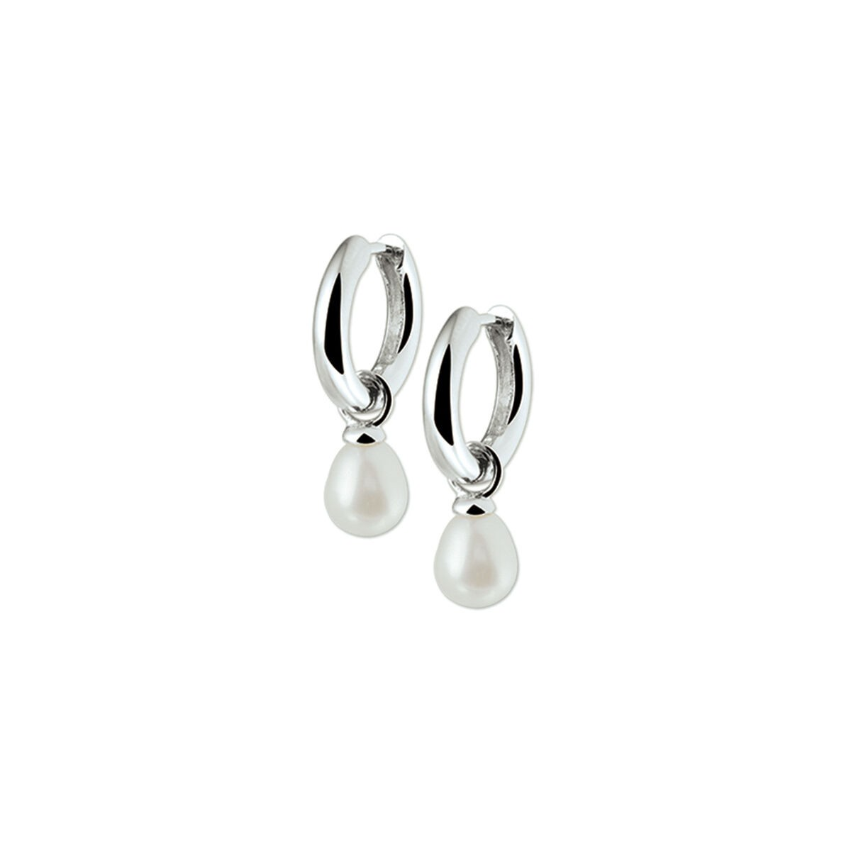 De Zilveren Klapoorringen Parel, maken deel uit van de Van Zaanen Zilver Collectie. Ze zijn verfijnd ontworpen met parels op zilveren basis, wat een elegante uitstraling geeft. Perfect voor zowel dagelijkse outfits als formele gelegenheden. Draag ze met opgestoken haar voor een glamoureuze look of combineer ze met andere zilveren sieraden voor een complete stijl.