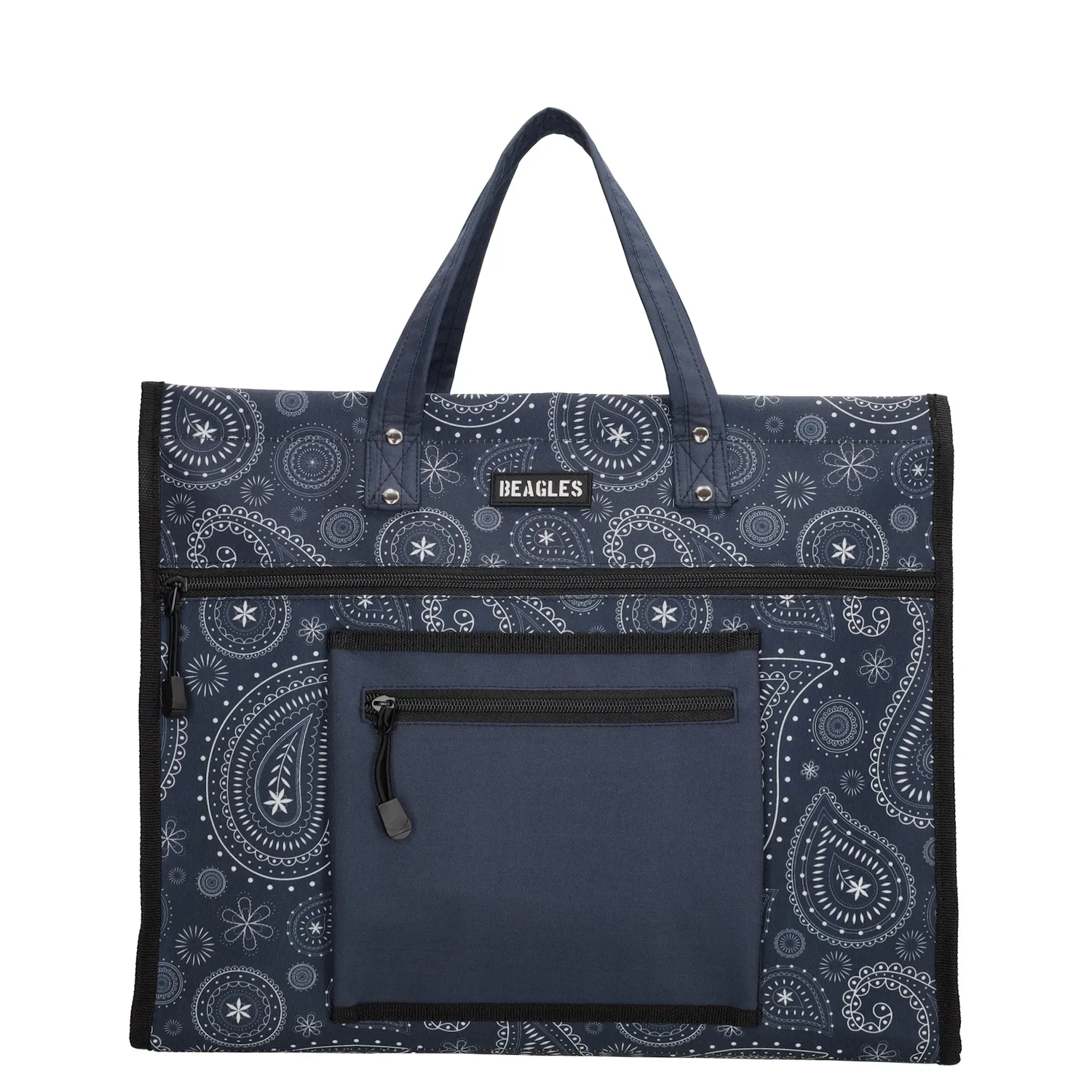 De Beagles shop & go boodschappentas in blauw/wit paisley (modelnummer 471041114) is een handige en stijlvolle boodschappentas. Met zijn ruime binnenkant biedt hij voldoende ruimte voor al uw boodschappen. Deze tas is ideaal om over de schouder te dragen, zodat u uw handen vrij heeft tijdens het winkelen. Een must-have accessoire voor elke shopper!