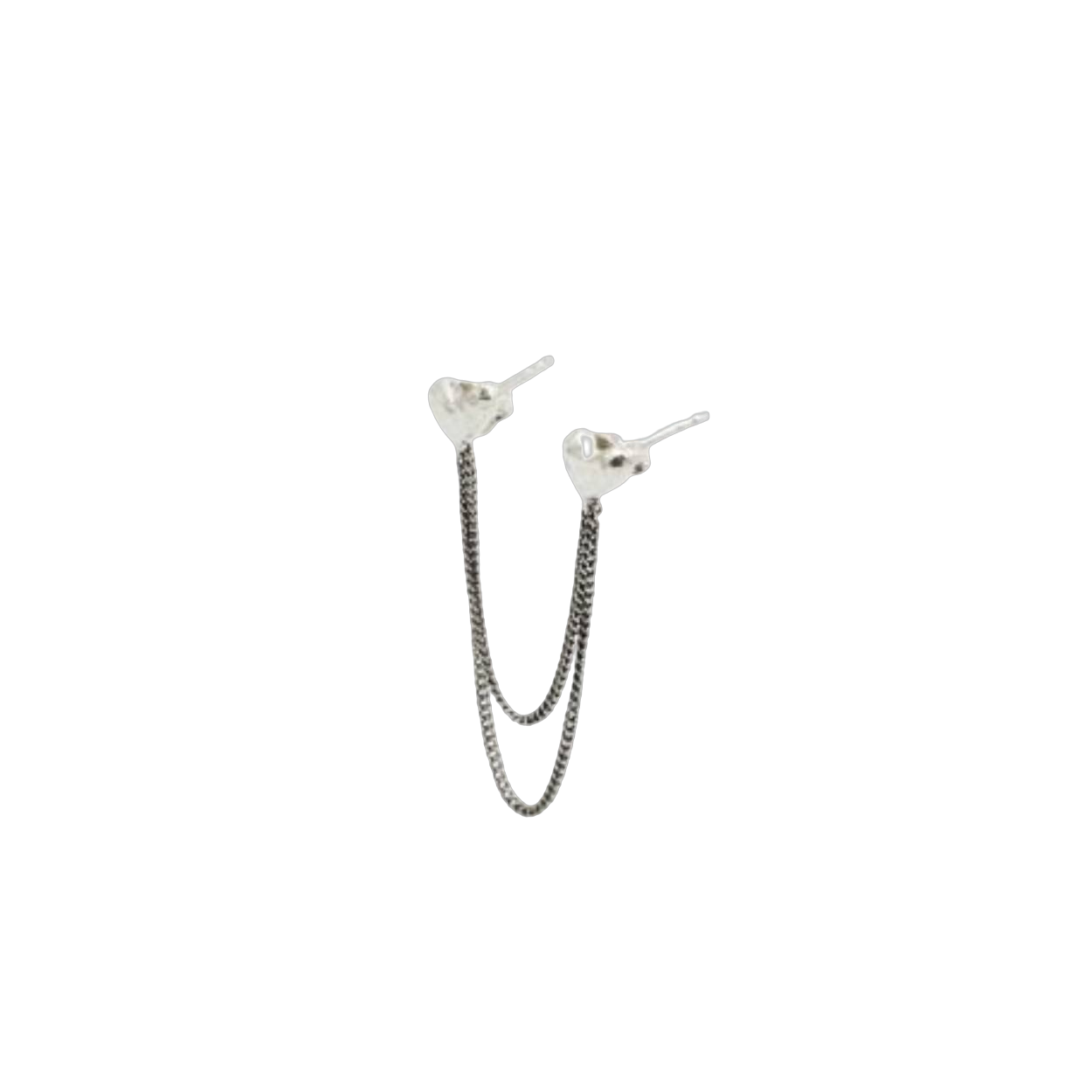 Deze prachtige Buddha to Buddha 914 One - Heart Double Chain studs Silver oorbellen zijn gemaakt van hoogwaardig zilver en hebben een uniek en stijlvol ontwerp. De oorbellen zijn perfect voor dagelijks gebruik of voor speciale gelegenheden. Draag ze alleen of combineer ze met andere zilveren sieraden voor een complete look. De oorbellen zijn handgemaakt en van hoge kwaliteit. Maak je outfit compleet met deze tijdloze en elegante oorbellen.
