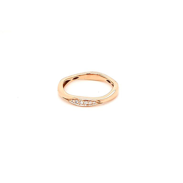 Dit is een ring van het merk Peroni and Parise gemaakt voor dames.
De specificaties zijn als volgt:
Ringmaat: 53