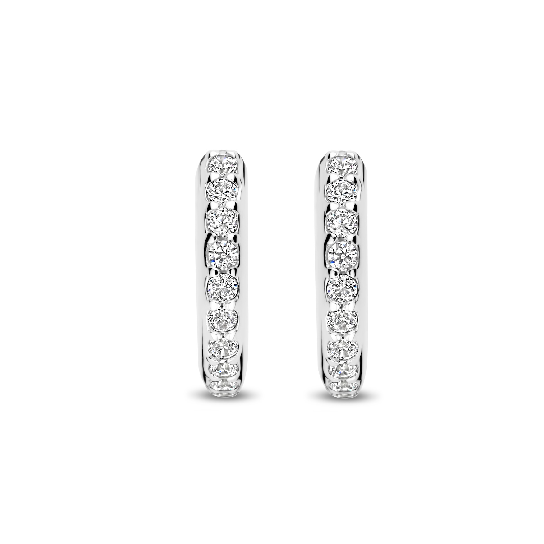 Oorringen in zilver met zirconia