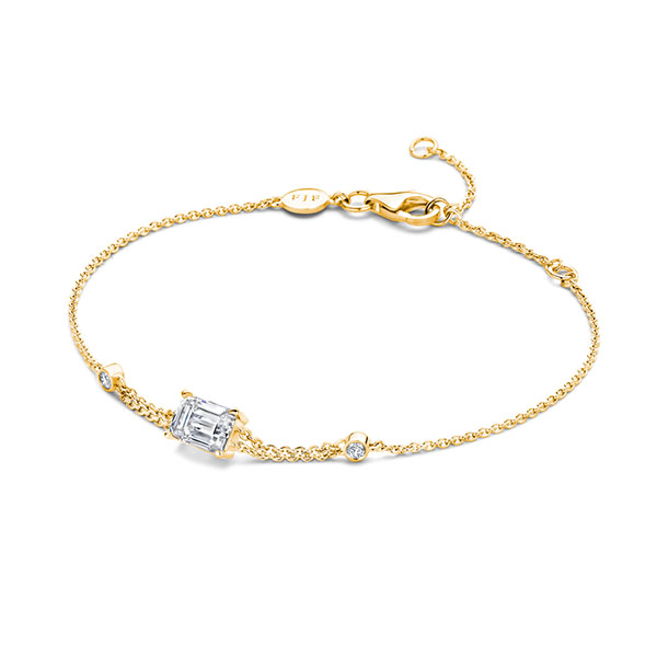 Dit is een armband van het merk FJF Jewellery gemaakt voor dames.