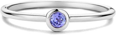 Dit is een ring van het merk Swing Jewels gemaakt voor dames.
De specificaties zijn als volgt:
Ringmaat: 56