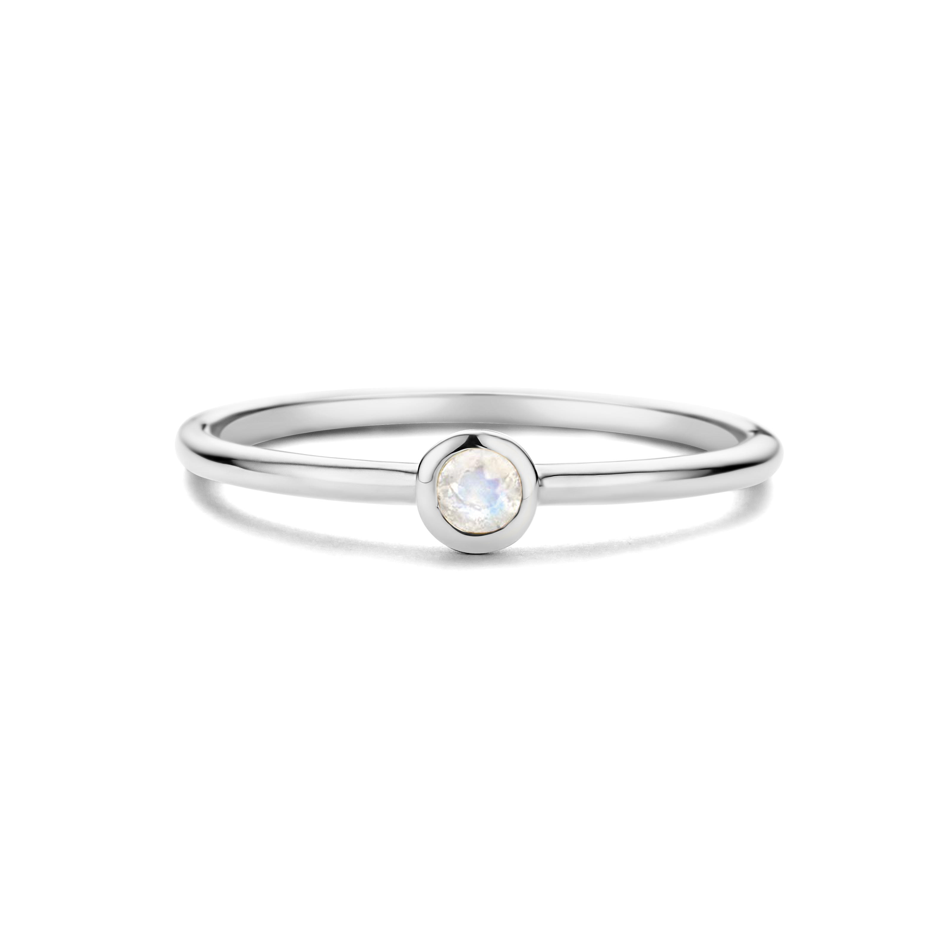 Dit is een ring van het merk Swing Jewels gemaakt voor dames.
De specificaties zijn als volgt:
Ringmaat: 54