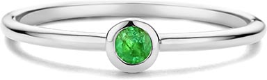 Dit is een ring van het merk Swing Jewels gemaakt voor dames.
De specificaties zijn als volgt:
Ringmaat: 52