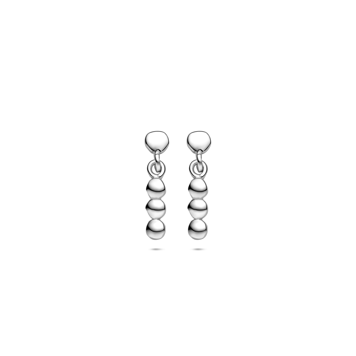 Gerhodineerd 925 zilveren oorhangers met een totale hoogte van 15mm.