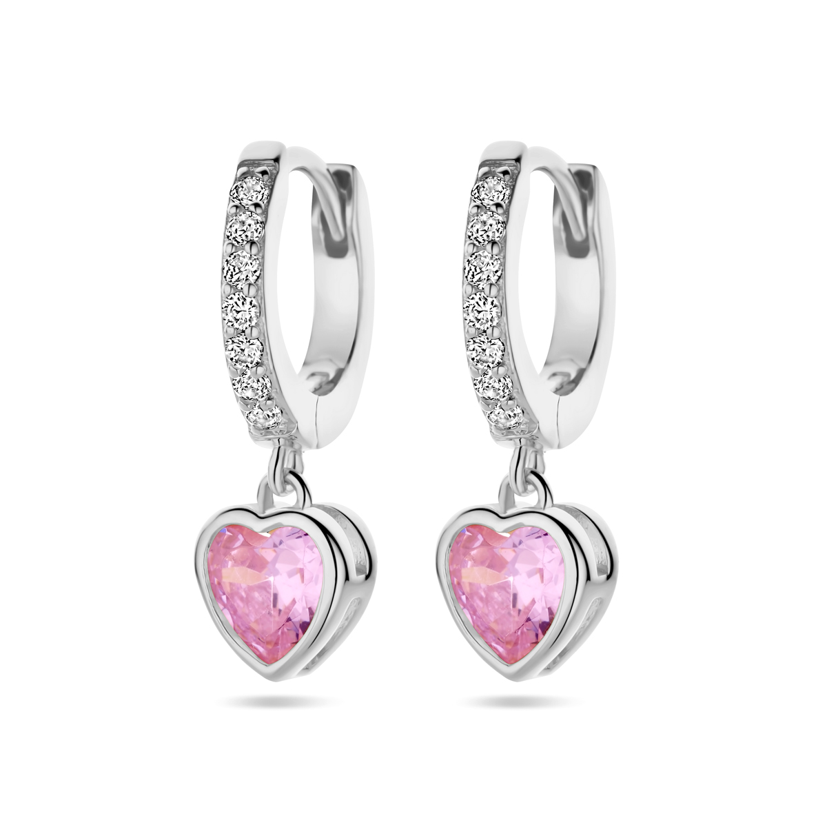 Gerhodineerd 925 zilveren oorringen uitgevoerd met een roze zirkonia hart en wit zirkonia. De oorringen hebben een totale hoogte van 19.5mm.
