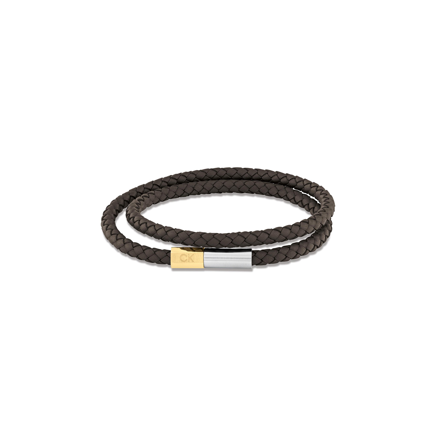 Calvin Klein CJ35100044 Heren Armband Leer
Deze leren heren armband van Calvin Klein met nr CJ35100044 heeft een speelse uitstraling. De bruine gevlochten leren armband heeft een extra lange lengte waardoor hij dubbel om de pols te dragen is. Hij sluit met een stalen magneetsluiting. De totale lengte is 39cm. Leuk te combineren met andere sieraden uit de serie van Calvin Klein.

OVER CALVIN KLEIN
Calvin Klein is een wereldwijd lifestylemerk dat gewaagde, vooruitstrevende idealen en een verleidelijke, vaak minimalistische, esthetiek nastreeft. Calvin Klein werd groot in de jaren 70 door haar mode- en merkjeans collecties. In de jaren 80 lanceerde Calvin Klein haar spraakmakende ondergoed dat uitdrukkelijk van logo ’s voorzien was. Vanwege het grote succes is het merk ook succesvol uitgerold in Accessoires, Parfums, Home, Brillen, Golf, Horloges en Sieraden.
Sinds de oprichting in 1968 door Calvin Klein, heeft het merk haar reputatie opgebouwd als leider in de Amerikaanse mode, dankzij een cleane esthetiek en innovatieve ontwerpen. Calvin Klein wil haar publiek verleiden en inspireren door middel van provocerende beelden en opvallende ontwerpen die prikkelen. 

SPECIFICATIES:
- Leren heren armband
- Totale lengte 39cm
- Bruin
- Magneetsluiting