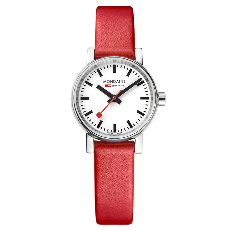 Mondaine - MSE.26110.LC - Evo2
Dit design dameshorloge uit de Mondaine Evo2 serie is een stijlvol horloge uit de eerste &lsquo;Official Swiss Railway Watch&rsquo; serie. Het horloge heeft krasvast saffierglas en een glanzende licht gebolde horlogekast met een kastdiameter van 26 mm. De band van het horloge is van leer. 

HET MERK 
The Official Swiss Railway Watch. Gebaseerd op de offici&euml;le stationsklok van de Zwitserse spoorwegen, is 30 jaar geleden de horlogelijn onder het merk Mondaine opgezet. Zwitserse kwaliteitsuurwerken, net zo punctueel als de Zwitserse treinen. 
Een echte design klassieker met een unieke wijzerplaat en de wereldberoemde rode secondewijzer met bolletje. Herkenbaar uit duizenden.

SPECIFICATIES
- Krasvast saffierglas
- Licht gebolde kastvorm, &Oslash; 26 mm
- Glanzende stalen horlogekast
- Witte wijzerplaat van de originele stationsklok
- Rood lederen horlogeband met glanzende stalen gesp
- Swiss Made