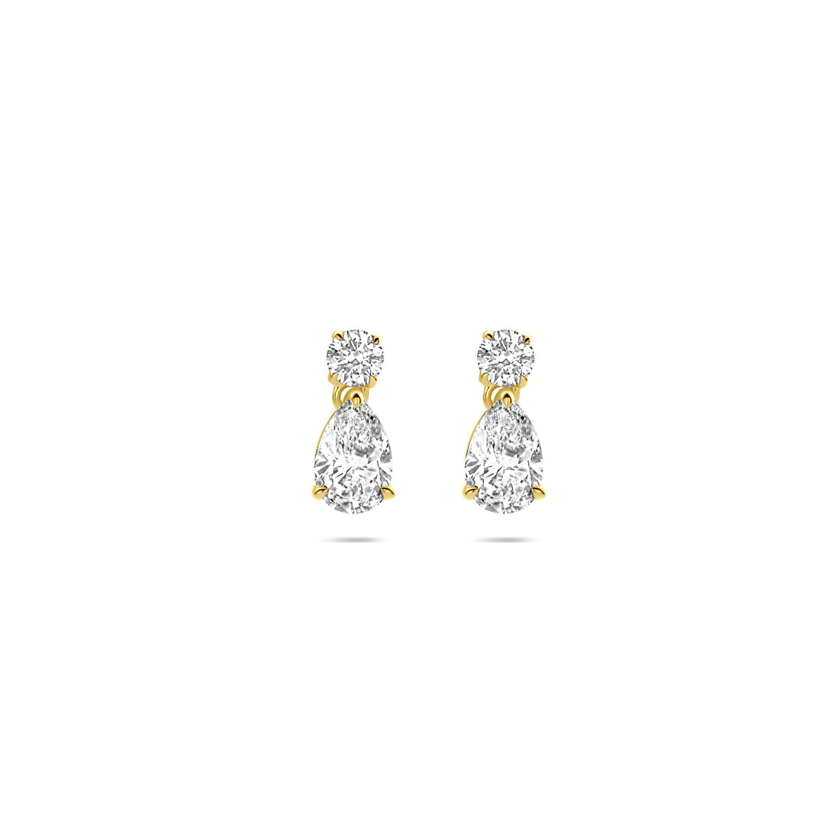 Oorhangers geelgoud 1.25ct LG peer + briljant Labgrown 4033558
oorhangers lab grown diamant 1.25ct (2x 0.625ct) h si 10 mm

14k Geelgouden oorhangers uitgevoerd met lab grown diamant. De oorhangers hebben een totale hoogte van 10mm. Het totale diamantgewicht is 1.25ct. Lab grown diamanten zijn diamanten die ontstaan in een laboratorium. Onder extreem hoge druk en temperatuur wordt het natuurlijk ontstaansproces nagebootst met als eindresultaat een diamant met dezelfde chemische eigenschappen maar met een andere oorsprong.

Dit artikel wordt geleverd met certificaat van de diamant.