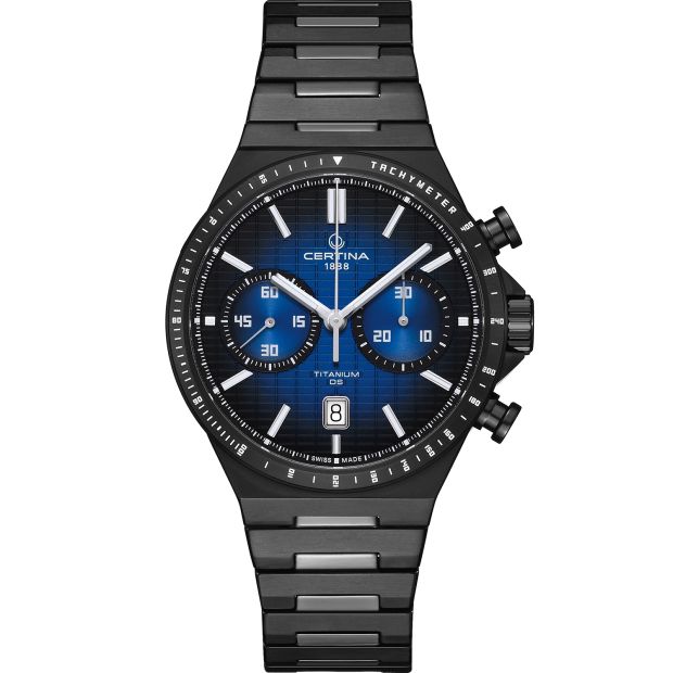 Dynamisch, jong en uiterst nauwkeurig: de nieuwe DS-7 Chrono Auto . Dit horloge is geïnspireerd op de opkomende trendsport padel, waar Certina al jaren bij betrokken is. Het nieuwste horloge van de Zwitserse horlogemaker doet deze actievolle sport eer aan met talloze details. De opvallende wijzerplaat heeft een rasterstructuur die doet denken aan het net op een padelbaan, en het eigentijdse automatische uurwerk heeft een anti-magnetische siliconen balansveer die zelfs de snelste rally's niet van de wijs kunnen brengen.
C043.427.44.041.00