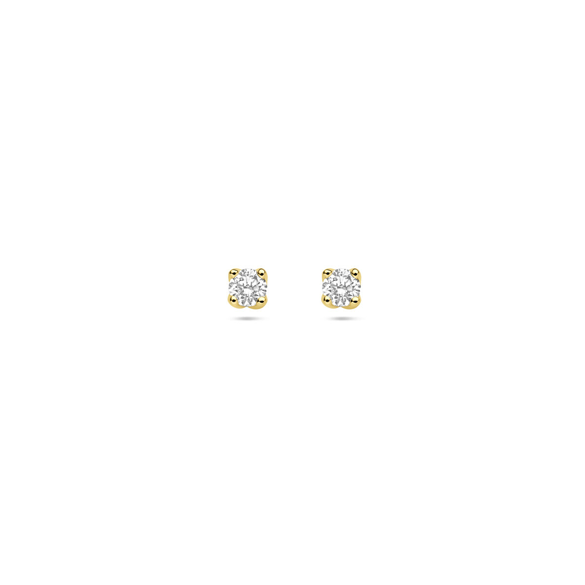 Oorknoppen 0.20ct LG labgrown solitair 4033684
Gouden oorknoppen lab grown diamant 0.20ct. (2x 0.10ct) h si 3,25 mm

14k Geelgouden oorknoppen uitgevoerd met lab grown diamant. De oorknoppen hebben een diameter van 3.25mm. Het diamantgewicht is 0.20ct. Lab grown diamanten zijn diamanten die ontstaan in een laboratorium. Onder extreem hoge druk en temperatuur wordt het natuurlijk ontstaansproces nagebootst met als eindresultaat een diamant met dezelfde chemische eigenschappen maar met een andere oorsprong.