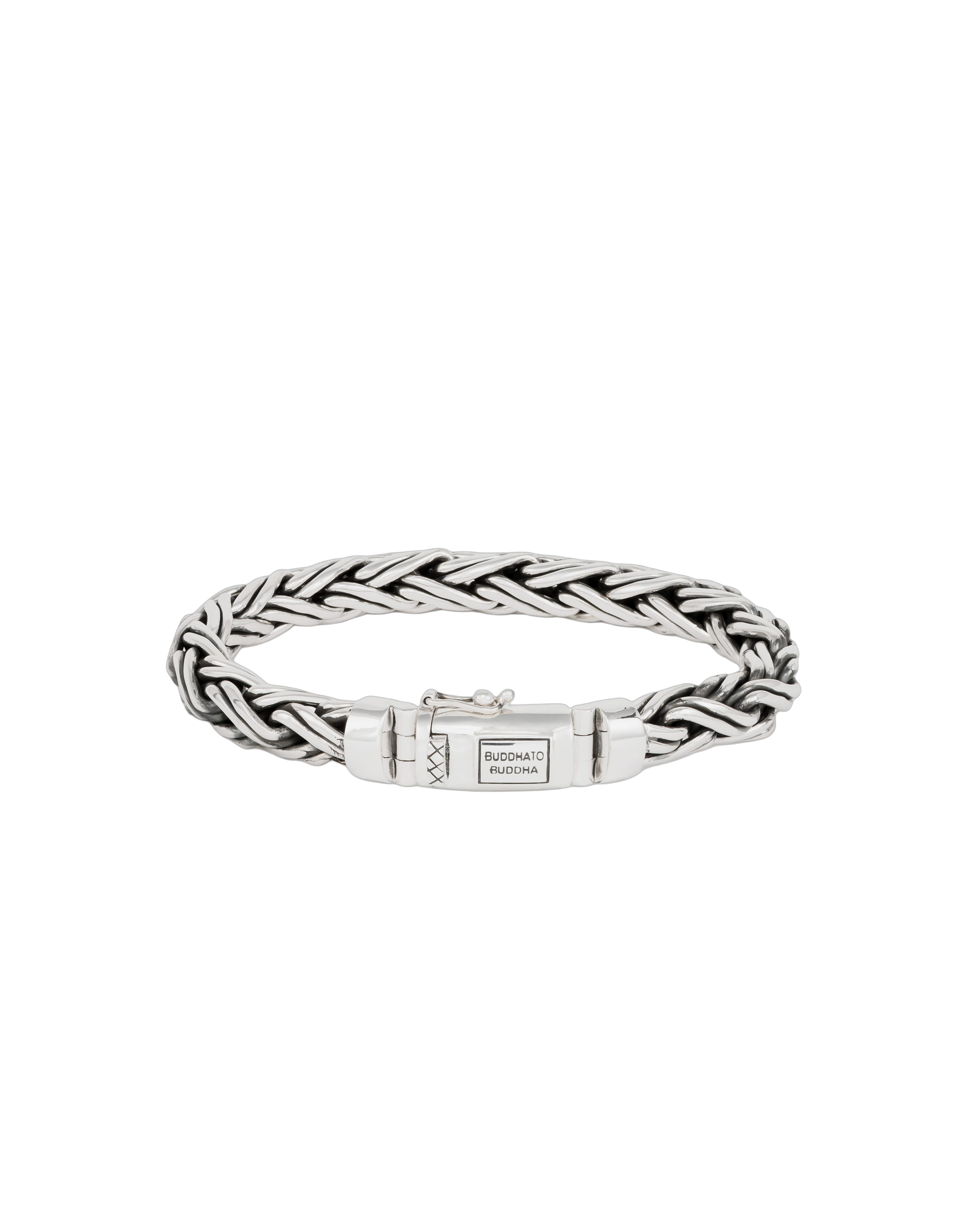 De Buddha to Buddha Katja XS armband is een prachtige gevlochten armband. Een echte eyecatcher! Handgemaakt en tijdloos zoals alle Buddha to Buddha sieraden. De zilveren armband laat zich perfect combineren met andere Buddha to Buddha sieraden. De Katja XS is smaller dan de Katja armband.