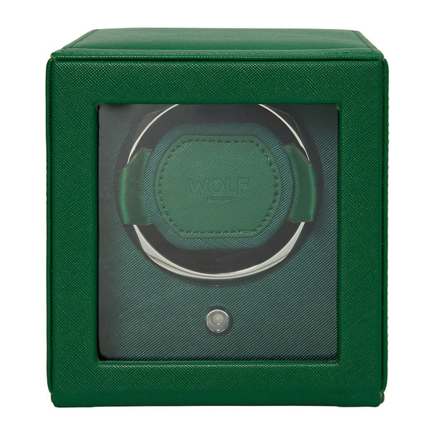 Jong, slim en ongecompliceerd, onze welpen zorgen met gemak voor uw horloge. Zes zijden zijn perfect geproportioneerd om uw horloge veilig en nauwkeurig te omsluiten.