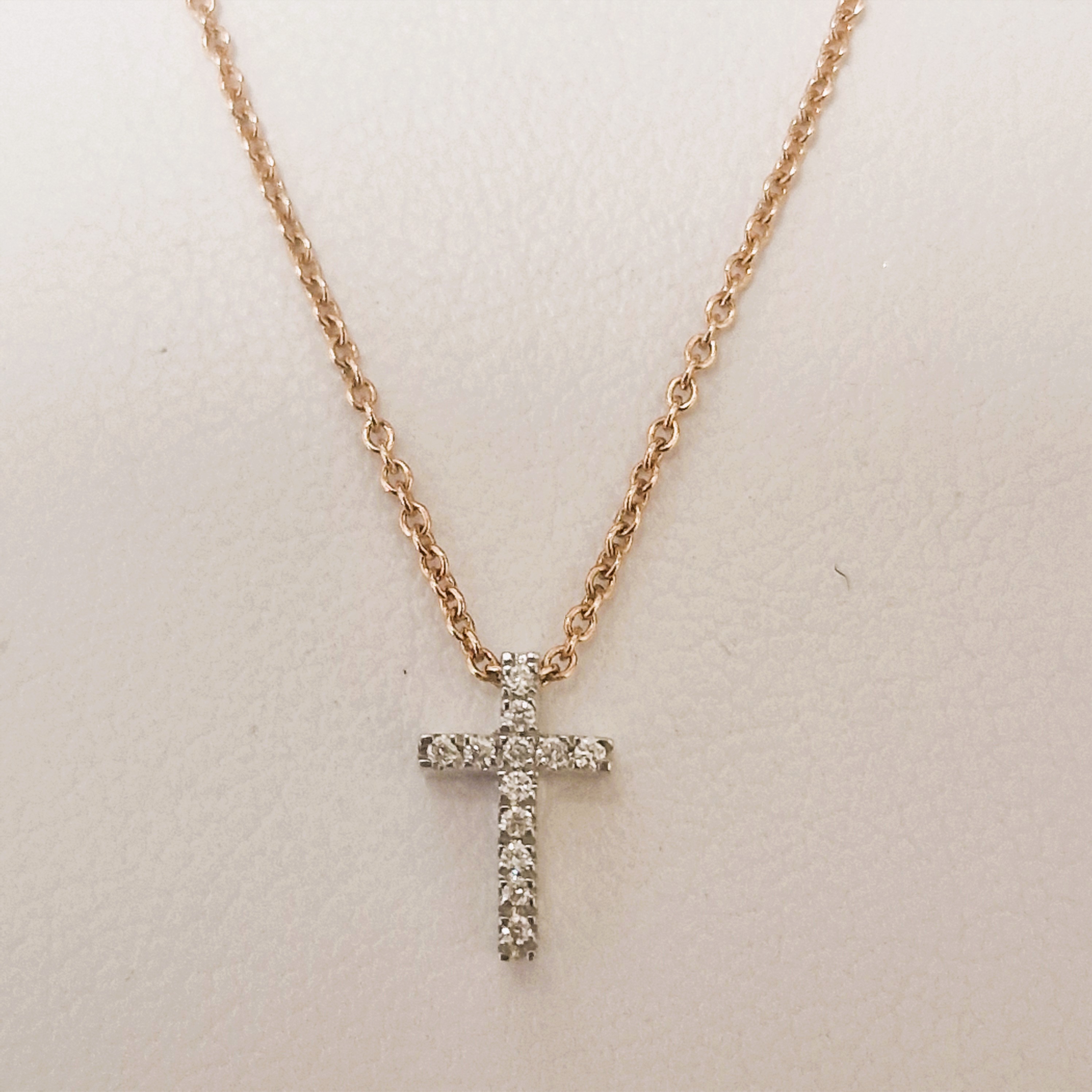 41782036145B 14k roodgouden anker ketting met witgouden kruis hanger met diamant