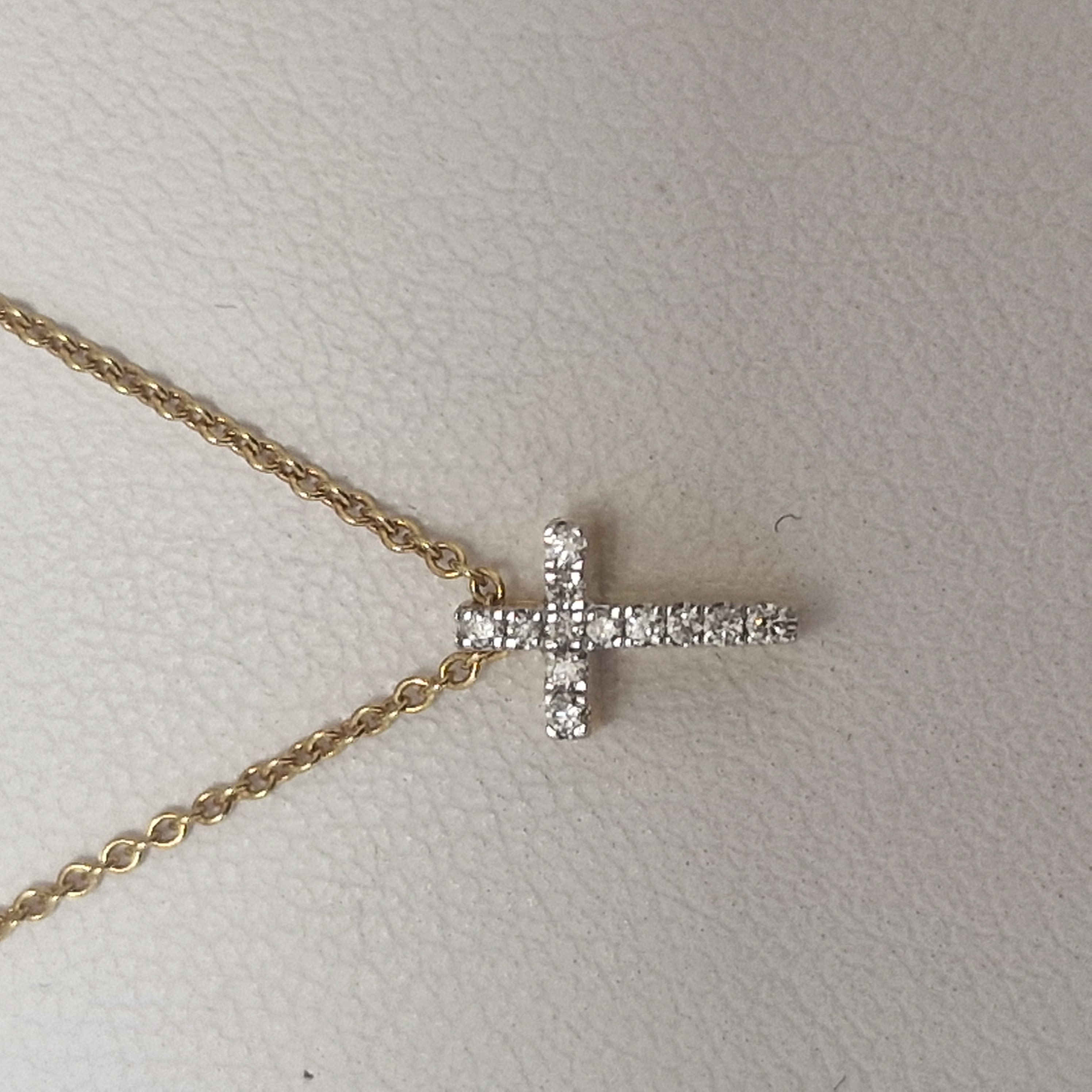 41782036145G 14k geelgouden kruishanger met diamant inclusief ketting